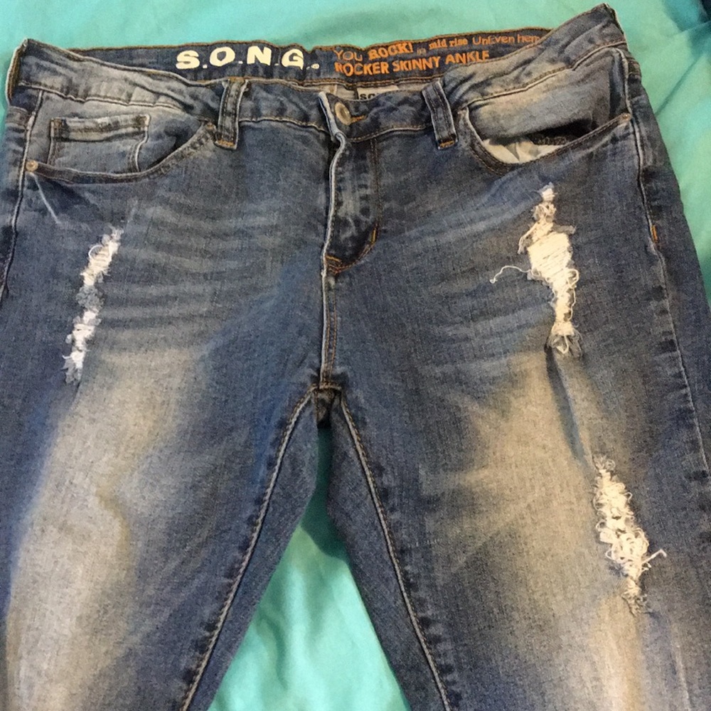 S.o.n.g jeans size 13/31 like new